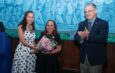 Ministerio de la Presidencia rinde homenaje a funcionaria con 51 años de servicio continuo